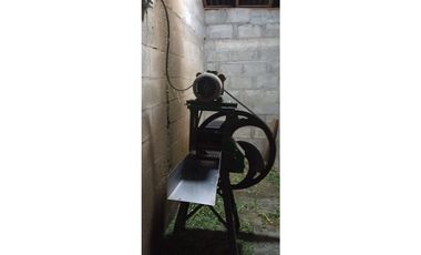 Venta casa campestre con 5 pesebreras y piscina en Guarne