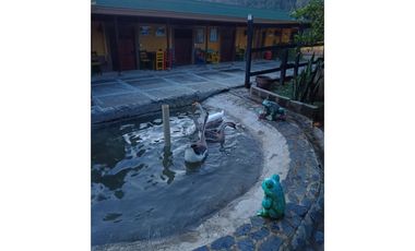 Venta casa campestre con 5 pesebreras y piscina en Guarne