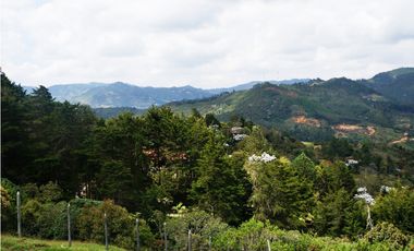 Lote en venta sector Eafit Llanogrande Rionegro. En parcelación