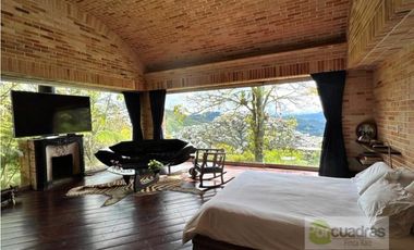 casa en conjunto cerrado en Fizebad