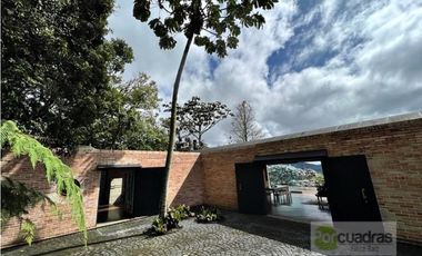 casa en conjunto cerrado en Fizebad