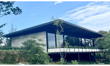 Casa campestre de 2 habitaciones por el Bermont