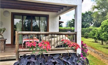 Alquiler casa campestre en Rionegro, 3200 m² cerca a San Antonio