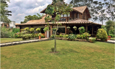 Alquiler casa campestre en Rionegro, 3200 m² cerca a San Antonio