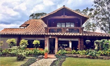 Alquiler casa campestre en Rionegro, 3200 m² cerca a San Antonio