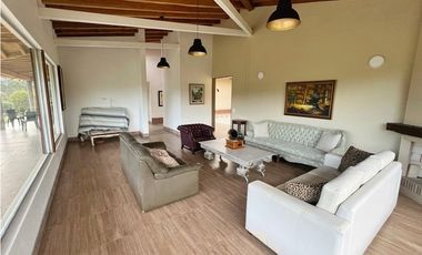 Venta casa campestre 1 planta en La Ceja – Vista, diseño y unidad 24/7