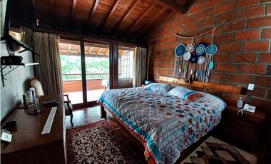 Finca agropecuaria de 6,4 ha con cultivo de aguacate en venta