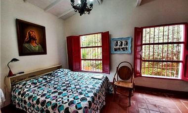 Finca agropecuaria de 6,4 ha con cultivo de aguacate en venta