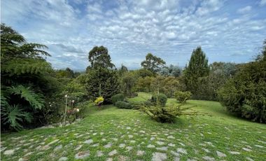 HERMOSA FINCA UBICADA EN EL ORIENTE DE 9.000 M2
