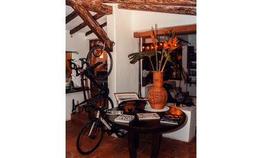 FINCA EL RETIRO CON 5 CONSTRUCCIONES