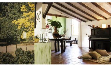 FINCA EL RETIRO CON 5 CONSTRUCCIONES