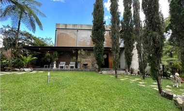 Casa finca moderna con 4 habitaciones, en el Capiro Llanogrnde