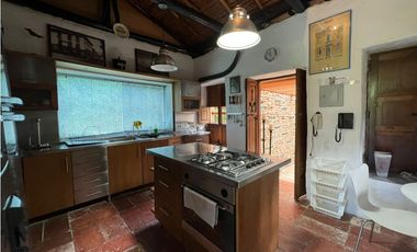 Casa finca moderna con 4 habitaciones, en el Capiro Llanogrnde