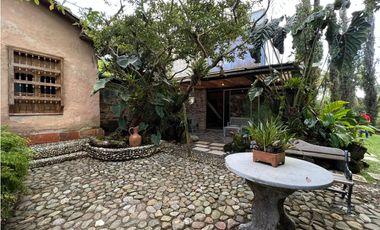 Casa finca moderna con 4 habitaciones, en el Capiro Llanogrnde