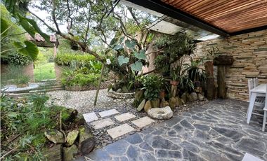 Casa finca moderna con 4 habitaciones, en el Capiro Llanogrnde