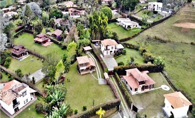 CASA DE CAMPO EN PARCELACION EL CARMEN