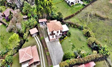CASA DE CAMPO EN PARCELACION EL CARMEN