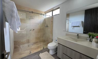 Arriendo Casa en unidad cerrada El tablazo  600 m2