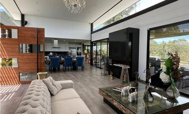 Arriendo Casa en unidad cerrada El tablazo  600 m2