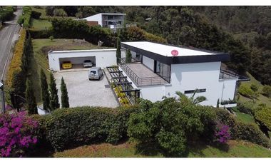 Arriendo Casa en unidad cerrada El tablazo  600 m2