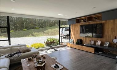 Arriendo Casa en unidad cerrada El tablazo  600 m2