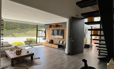 Arriendo Casa en unidad cerrada El tablazo  600 m2