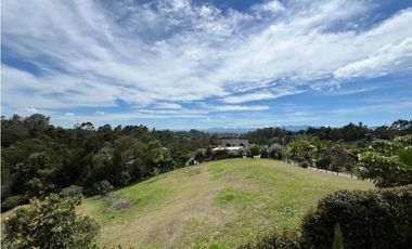 Arriendo Casa en unidad cerrada El tablazo  600 m2