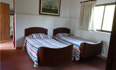 Arriendo casa campeste con 6 habitaciones por el aeropuerto JMC