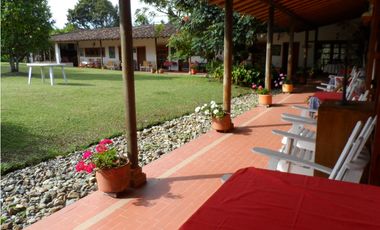 Arriendo casa campeste con 6 habitaciones por el aeropuerto JMC