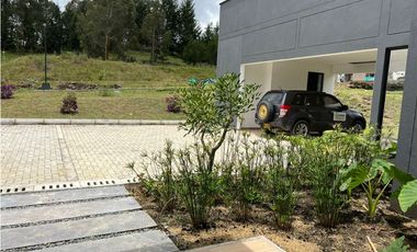 Venta | Casa campestre nueva en Fizebad, unidad cerrada exclusiva