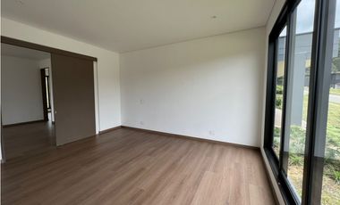 Venta | Casa campestre nueva en Fizebad, unidad cerrada exclusiva