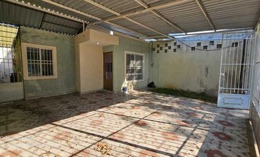 Casa en venta en Avenida principal de Ciudad Caucel. Mérida Yuc.