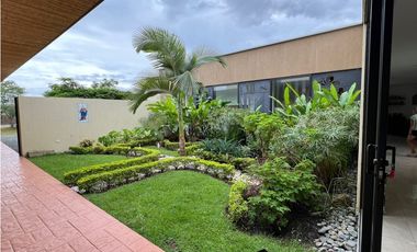 Se Vende Casa Campestre en Condominio Cerritos - Pereira