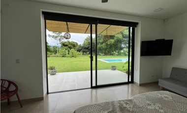 Se Vende Casa Campestre en Condominio Cerritos - Pereira
