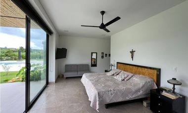 Se Vende Casa Campestre en Condominio Cerritos - Pereira