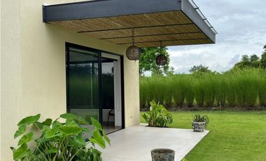 Se Vende Casa Campestre en Condominio Cerritos - Pereira