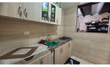 Casa de dos pisos más terraza en venta / permuta Chapinero Sur Palmira