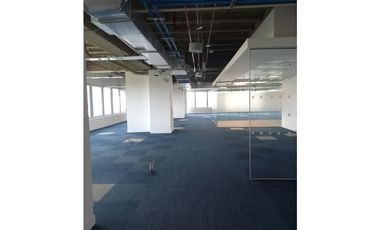 SE ARRIENDA OFICINA EN BOGOTA