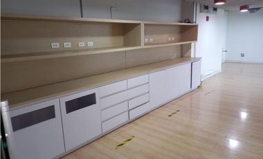 SE ARRIENDA OFICINA EN BOGOTA