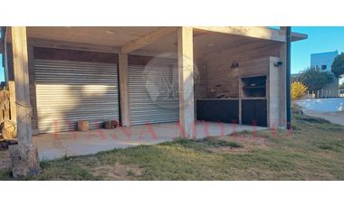 CASA EN VENTA - GOLETA INDEPENDENCIA - PINAMAR