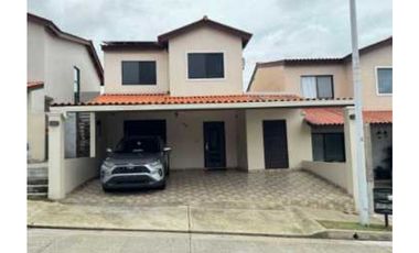 VENDO CASA EN LA CHORRERA COSTA VERDE LA ARBOLEDA LOS PINOS 3R