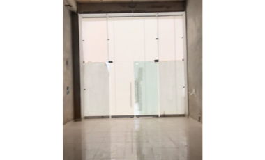 ALQUILO LOCAL COMERCIAL WESTLAND MALL 60M2