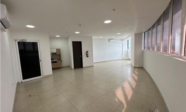 se vende maravillosa oficina