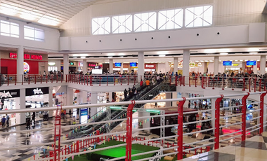 ALQUILO LOCAL COMERCIAL WESTLAND MALL 129M2 PLANTA BAJA ARRAIJAN