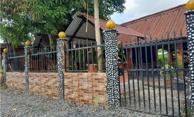 VENDO CASAS Y RESTAURANTE EN MARIATO