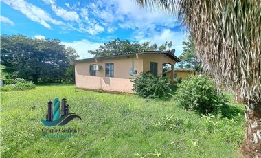 VENDO CASA A 25 MINUTOS DEL MAR