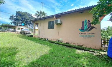 VENDO CASA A 25 MINUTOS DEL MAR