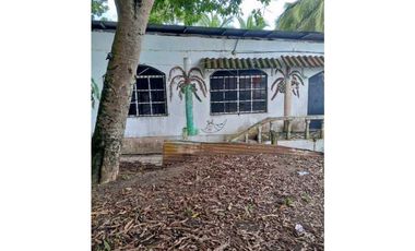 VENDO HOSTAL CON FRENTE DE PLAYA PUERTO A.