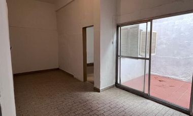 Departamento Tipo Casa en venta en Monte Chingolo