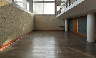 Oficina en Arriendo en Vespucio Poniente / Costanera Norte, sector Aeropuerto